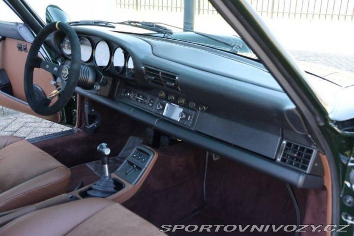 Porsche 911 964 Carrera 2 1990