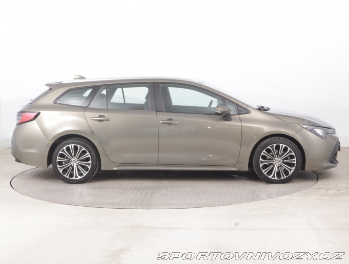 Toyota Corolla 2.0 Hybrid 2021