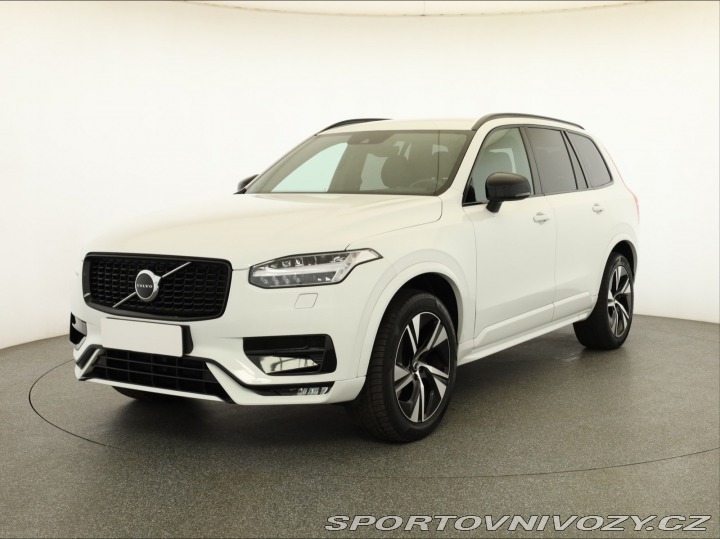 Volvo Ostatní modely XC90 R-Design B6 AWD 2021