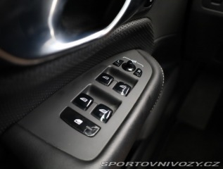 Volvo Ostatní modely XC90 R-Design B6 AWD 2021