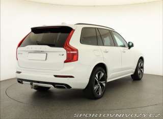 Volvo Ostatní modely XC90 R-Design B6 AWD 2021