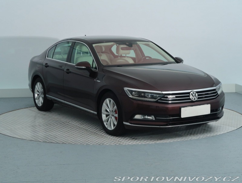 Volkswagen Ostatní modely Passat Highline 2.0 BiTDI
