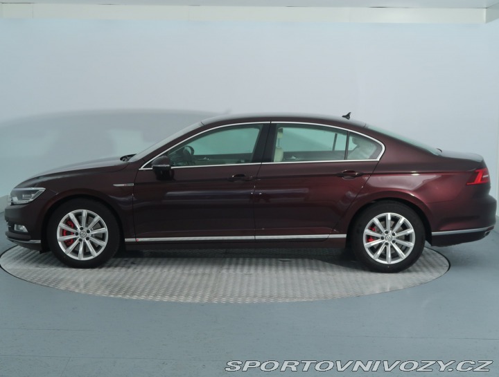 Volkswagen Ostatní modely Passat Highline 2.0 BiTDI 2015