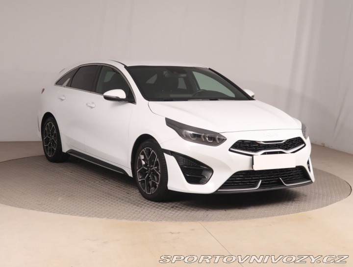 Kia ProCeed GT-Line 1.5 T-GDI 2021