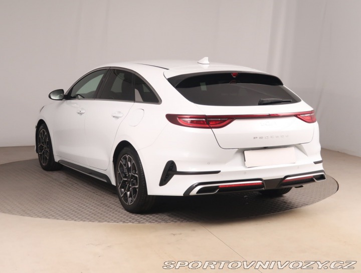 Kia ProCeed GT-Line 1.5 T-GDI 2021