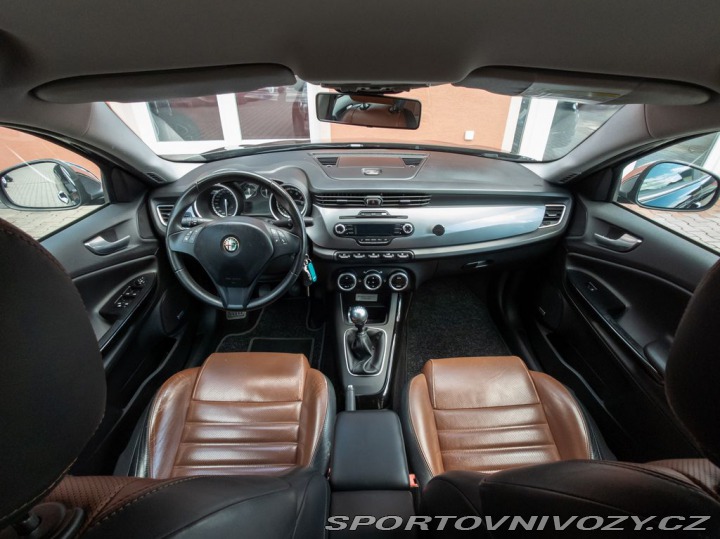 Alfa Romeo Giulietta Collezione 1.4 Multiair 1 2013