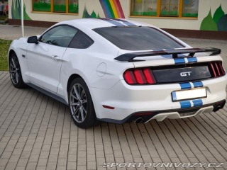 Ford Mustang 5,0 GT V8 1800