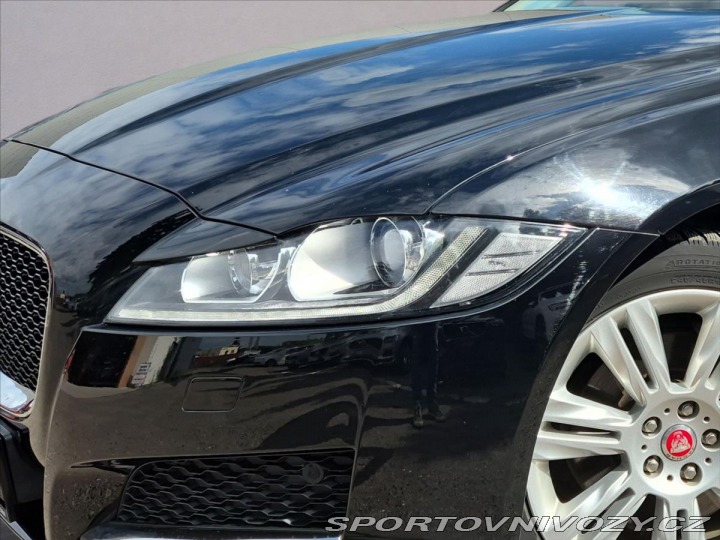 Jaguar XF 2,0 25t Prestige 2018