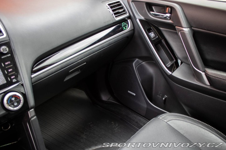 Subaru Ostatní modely Forester 2.0i XT Sport NAVI / 177 2018