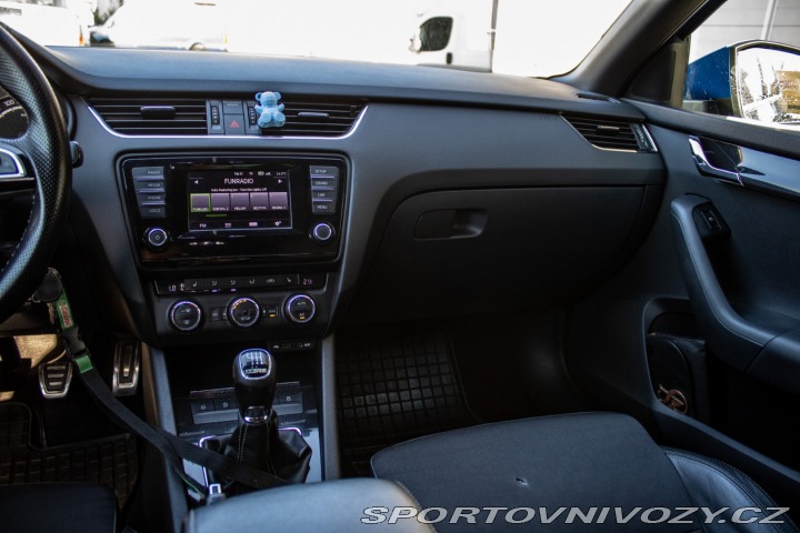 Škoda Octavia RS 2.0 TSI RS, 162kW, M6, 5 2015