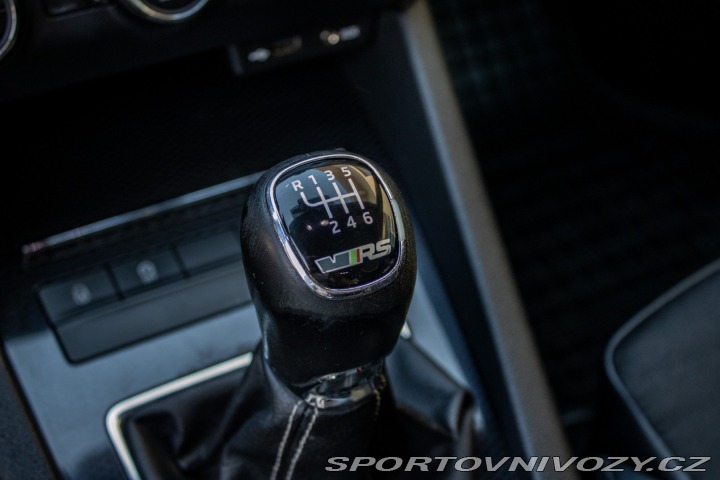 Škoda Octavia RS 2.0 TSI RS, 162kW, M6, 5 2015
