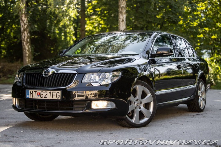 Škoda Superb 3.6 FSI V6 4x4 Elegance 2009