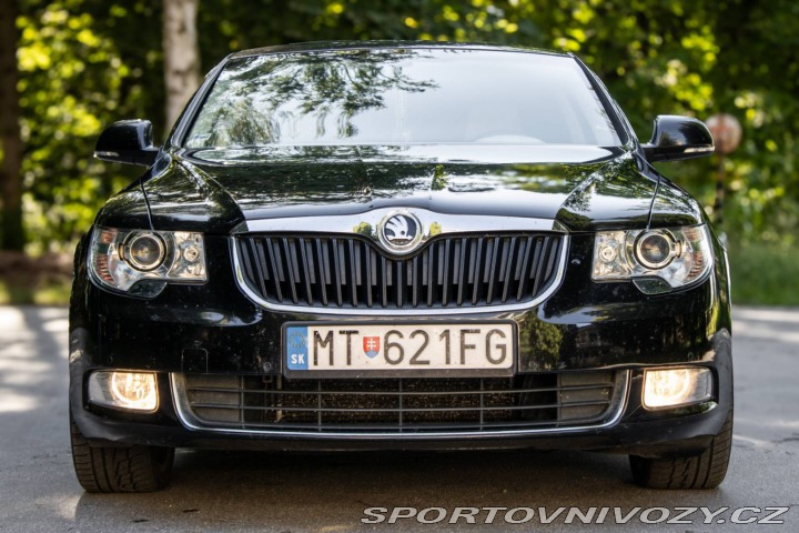 Škoda Superb 3.6 FSI V6 4x4 Elegance 2009