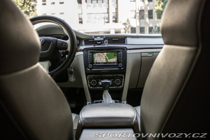 Škoda Superb 3.6 FSI V6 4x4 Elegance 2009