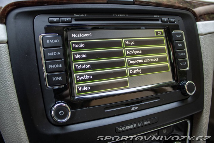 Škoda Superb 3.6 FSI V6 4x4 Elegance 2009