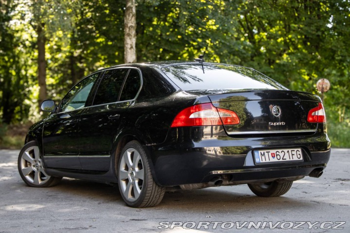 Škoda Superb 3.6 FSI V6 4x4 Elegance 2009