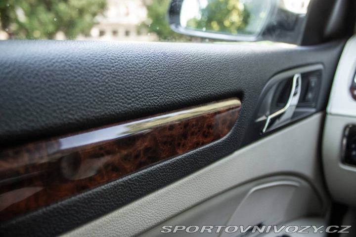 Škoda Superb 3.6 FSI V6 4x4 Elegance 2009