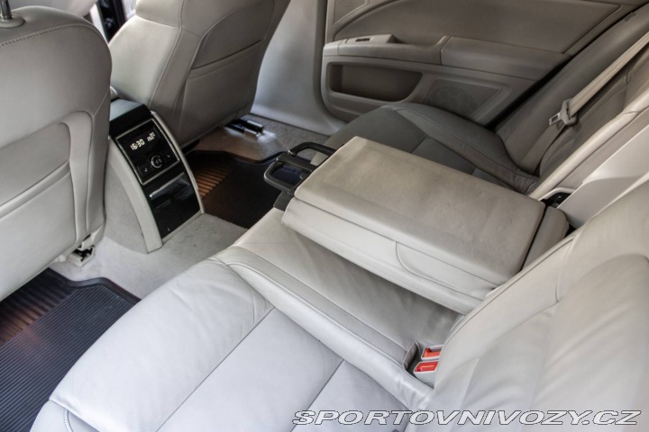 Škoda Superb 3.6 FSI V6 4x4 Elegance 2009