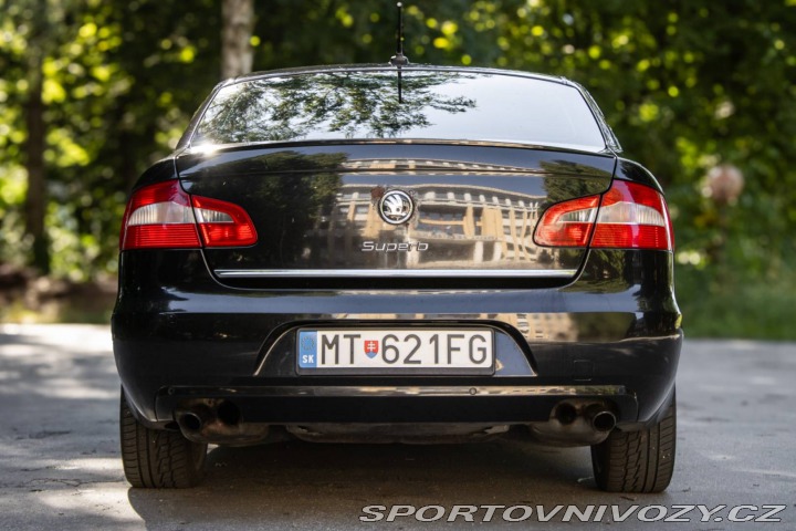 Škoda Superb 3.6 FSI V6 4x4 Elegance 2009