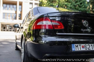 Škoda Superb 3.6 FSI V6 4x4 Elegance 2009