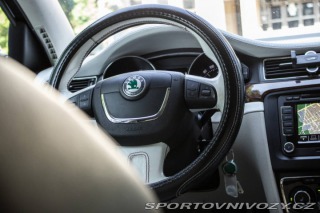 Škoda Superb 3.6 FSI V6 4x4 Elegance 2009