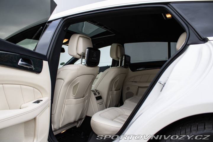 Mercedes-Benz CLS Shooting Brake 350 CDI 4 2013