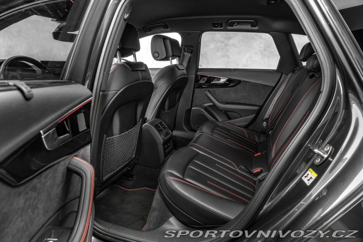 Audi A4 50 TDI quattro S-line 2021