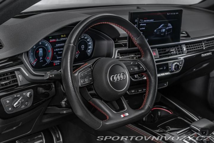 Audi A4 50 TDI quattro S-line 2021