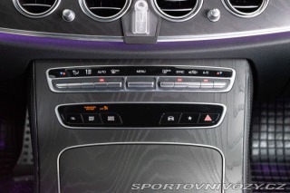Mercedes-Benz E E 220d AMG*4MATIC*TAŽNÉ*A 2021