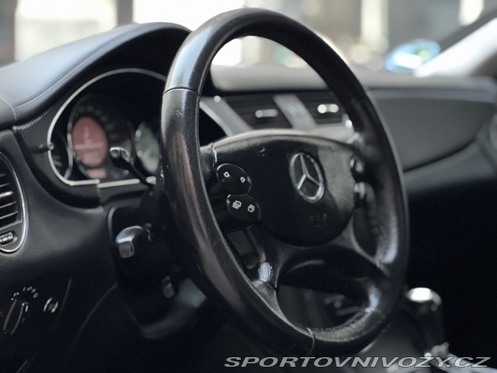 Mercedes-Benz CLS BENZÍN 2005