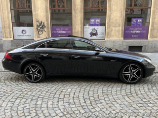 Mercedes-Benz CLS BENZÍN 2005