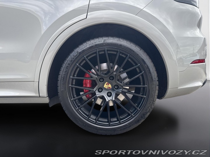Porsche Cayenne GTS 2022