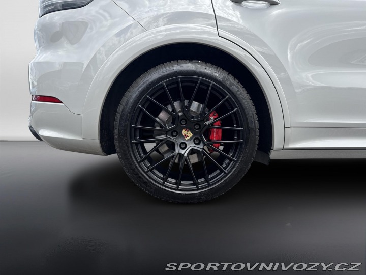 Porsche Cayenne GTS 2022