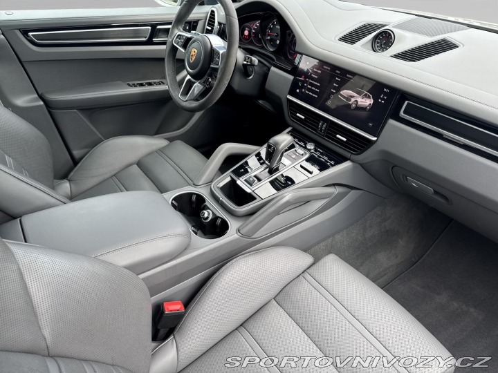 Porsche Cayenne GTS 2022