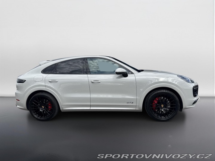 Porsche Cayenne GTS 2022