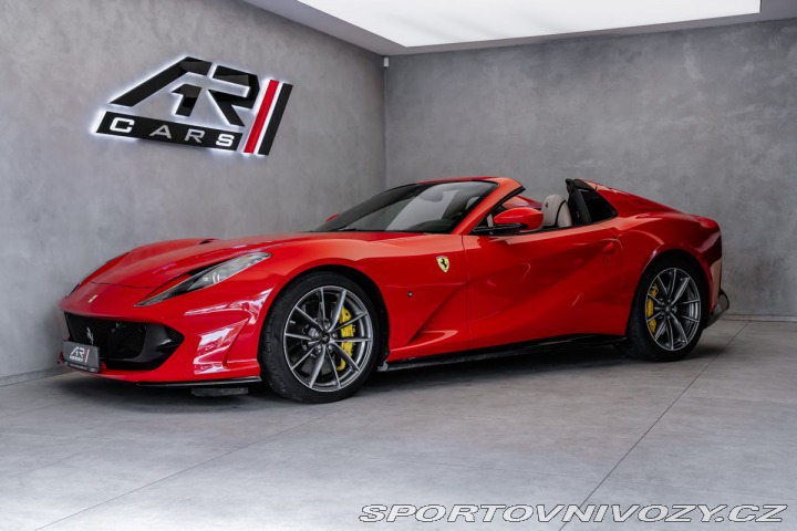 Ferrari 812 GTS, lift, karbon, CZ 2021