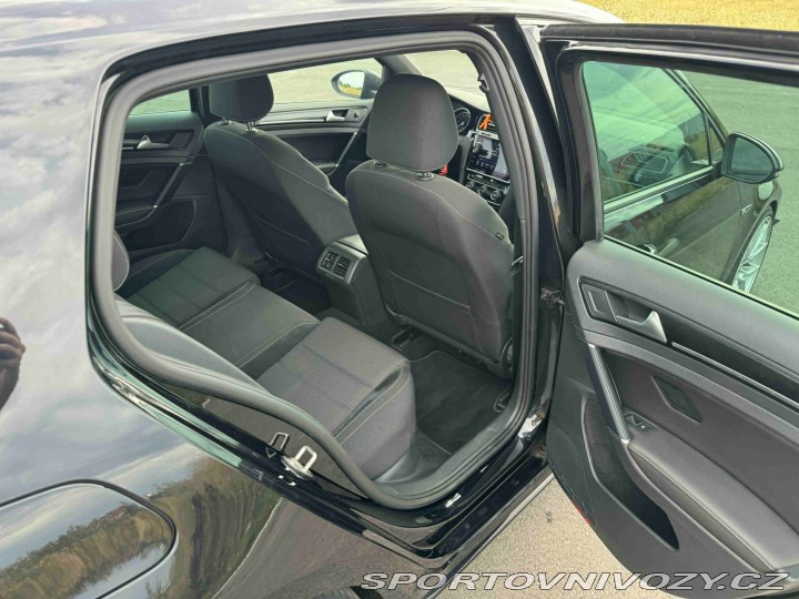 Volkswagen Golf 7.5 R Akrapović 2019