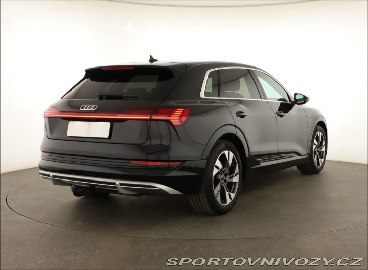 Audi Ostatní modely e-tron S-Line e-tron 50 quattro 2021