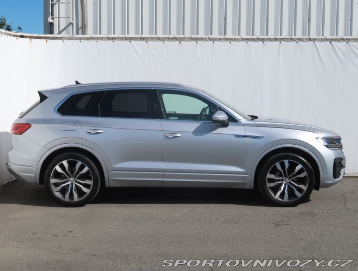 Volkswagen Ostatní modely Touareg R-Line 3.0 TDI 2019