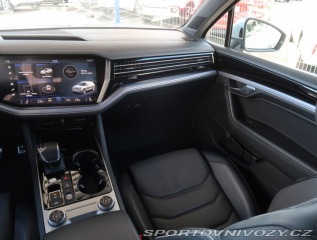 Volkswagen Ostatní modely Touareg R-Line 3.0 TDI 2019