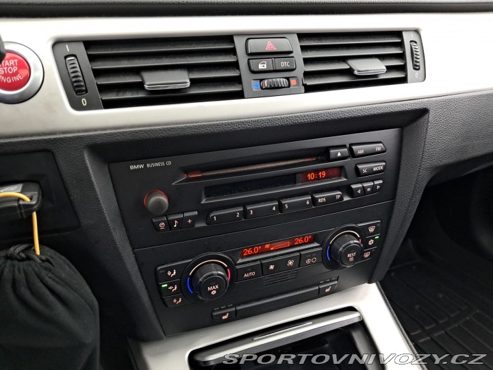 BMW 3 325 i 2006