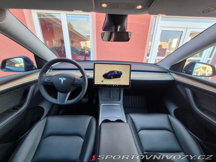 Tesla Model Y Long Range Dual Motor 378 2022