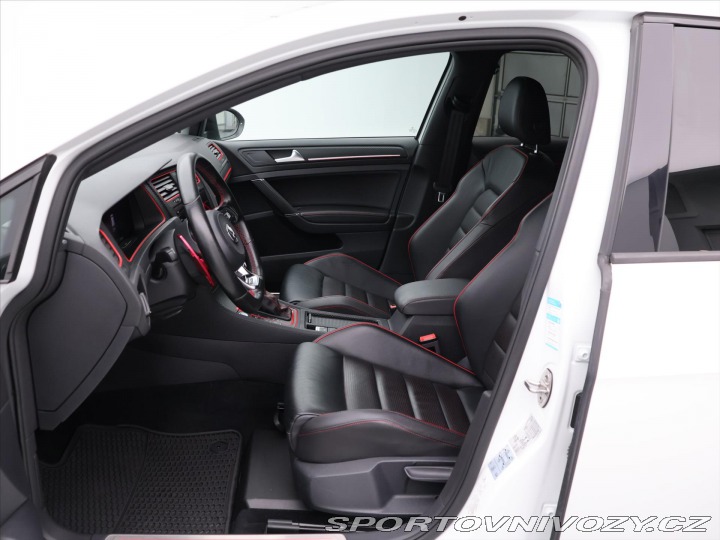 Volkswagen Golf 2,0 TSI GTI 180kW Perform 2017