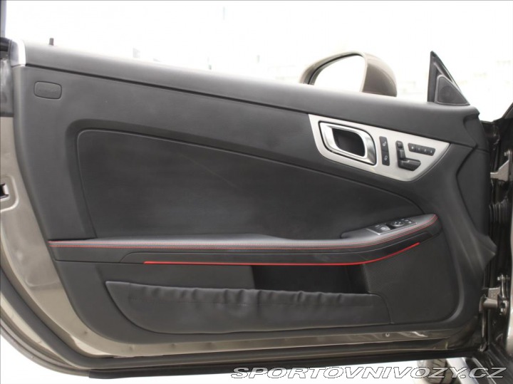 Mercedes-Benz SLK 1,8 250 AMG + Brabus 2.ma 2011