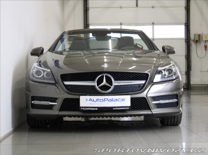 Mercedes-Benz SLK 1,8 250 AMG + Brabus 2.ma 2011