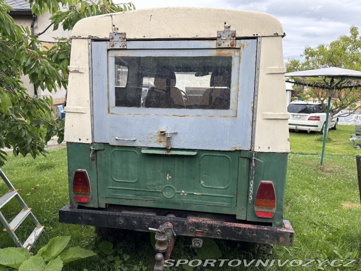 Ostatní značky Ostatní modely ARO M 461 1800