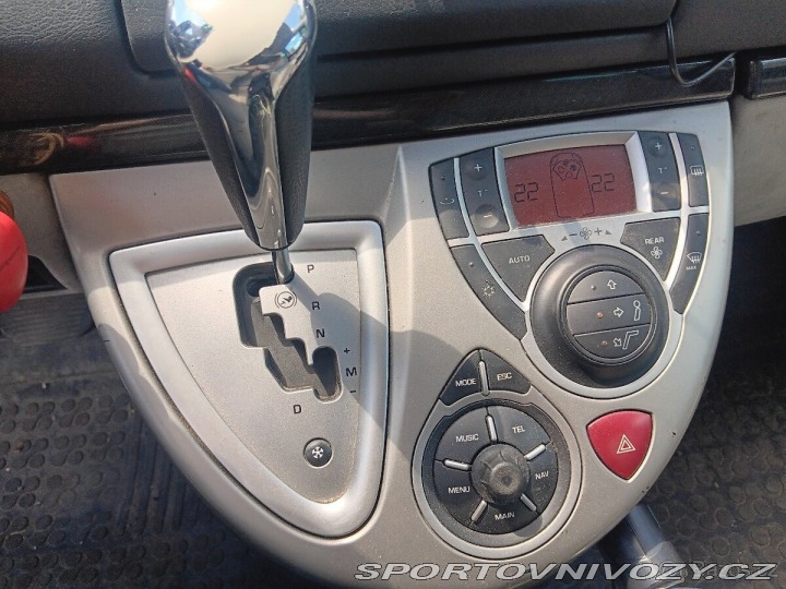 Peugeot Ostatní modely 807 2,2 hdi 1800