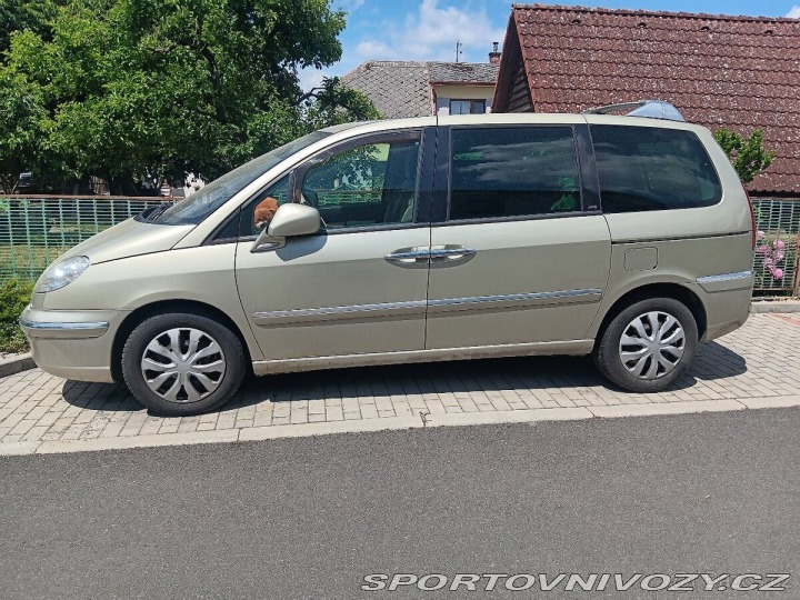 Peugeot Ostatní modely 807 2,2 hdi 1800