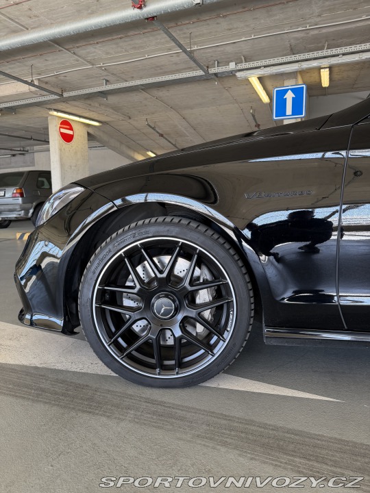 Mercedes-Benz CLS 550 V8 Biturtbo 2012
