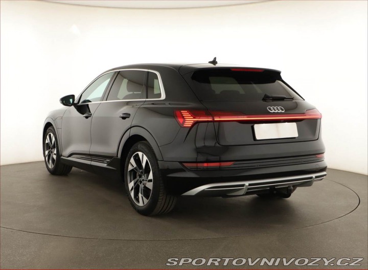 Audi Ostatní modely e-tron S-Line 50 quattro 2021